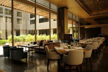 בית מלון כפרי Roseate House New Delhi