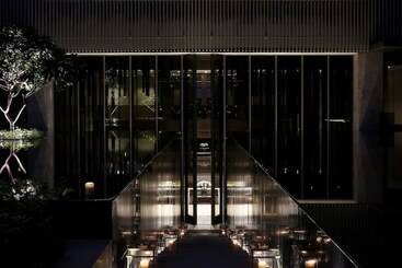 Hotel Roseate House New Delhi
