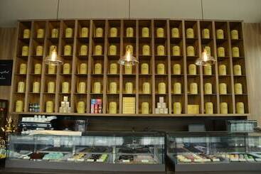 Hotel Roseate House New Delhi