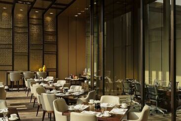 Hotel Roseate House New Delhi