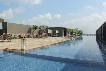 Hotel Roseate House New Delhi