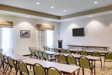 هتل Sleep Inn & Suites Parkersburg