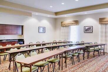 هتل Sleep Inn & Suites Parkersburg