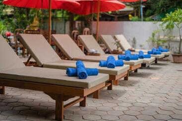 پانسیون Five Rose Siem Reap Hostel