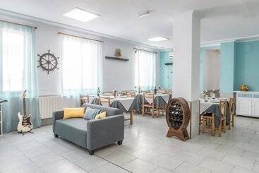 Pensiune Hostal Del Mar