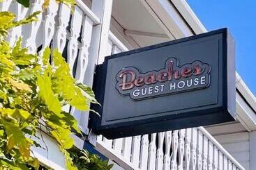 پانسیون Beaches Guest House