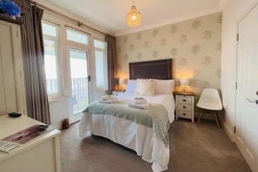پانسیون Beaches Guest House