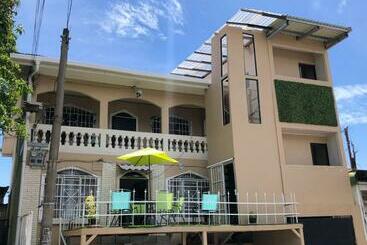 Rivera Family Airport Apartments - Río Segundo