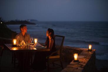 هتل Cape Weligama   Relais And Chateaux