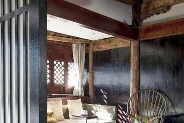 هتل Sky Valley Heritage Boutique