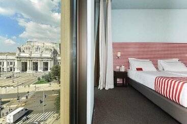 هتل Glam Milano
