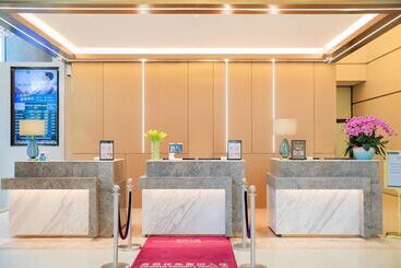 هتل Grand Madison Qingdao Harbourview Central（former Qingdao Farglory ）