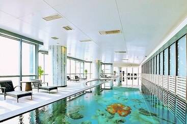 هتل Grand Madison Qingdao Harbourview Central（former Qingdao Farglory ）