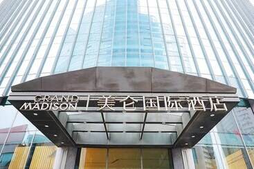 هتل Grand Madison Qingdao Harbourview Central（former Qingdao Farglory ）