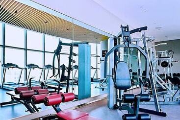 هتل Grand Madison Qingdao Harbourview Central（former Qingdao Farglory ）