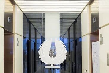 هتل Grand Madison Qingdao Harbourview Central（former Qingdao Farglory ）