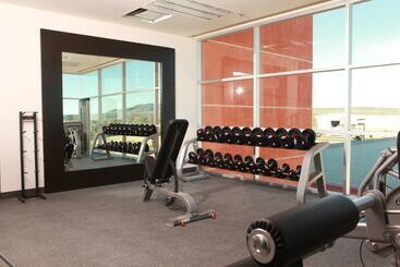 هتل Hampton Inn & Suites By Hilton Aguascalientes Airport
