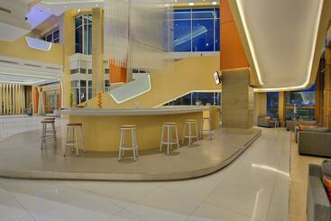 Harris Hotel & Conventions Bekasi