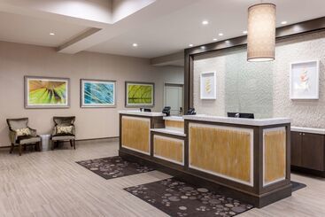 هتل Hilton Garden Inn Lenox Pittsfield