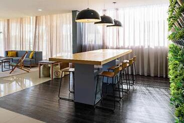 هتل Euro Suite São Jose Do Rio Preto By Nacional Inn