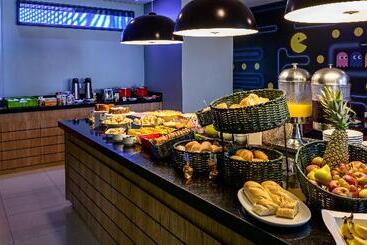هتل Euro Suite São Jose Do Rio Preto By Nacional Inn