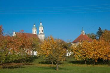 هتل Kloster Holzen