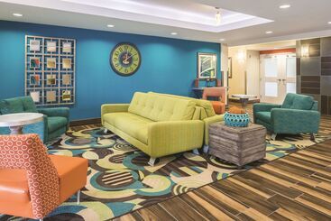 هتل La Quinta By Wyndham Grand Forks