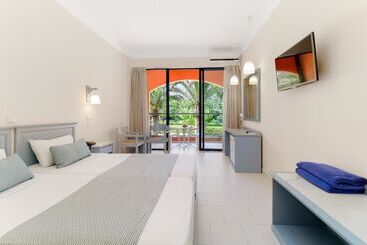 هتل Mare Monte Beach