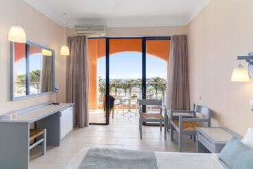 هتل Mare Monte Beach