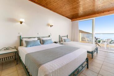 هتل Mare Monte Beach