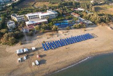 هتل Mare Monte Beach