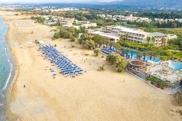 هتل Mare Monte Beach
