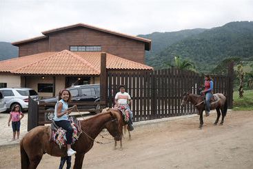 هتل روستایی Rancho La Aurora