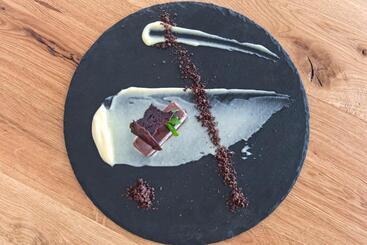 هتل Skyfall Suites  Adults Only