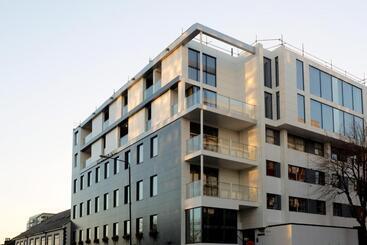 St George S Hotel   Wembley