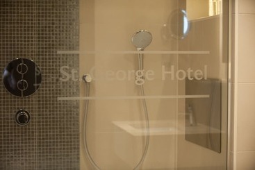 St George S Hotel   Wembley