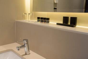 St George S Hotel   Wembley