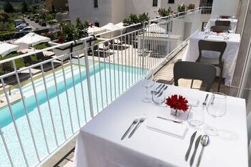 The Florence Hills Resort & Wellness - Pelago