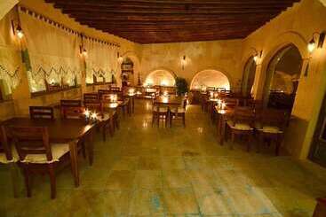 Larina Cave Otel