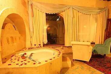 Larina Cave Otel
