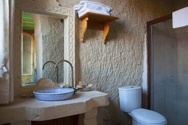 Larina Cave Otel