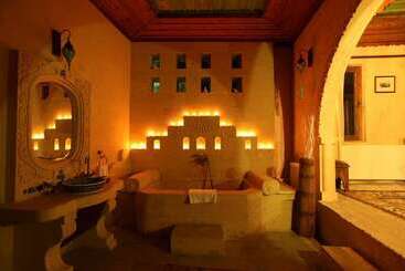 Larina Cave Otel