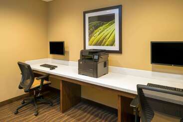 Microtel Inn & Suites By Wyndham Red Deer