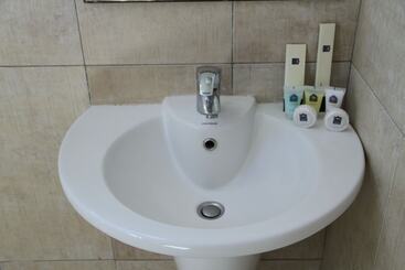 Safina Hotel & Apartments