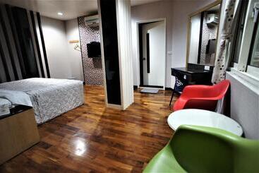 هاستل Xi Xin Guan Hot Spring Resort