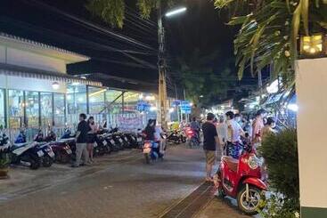 هتل วินเนอร์วิว เกาะล้าน