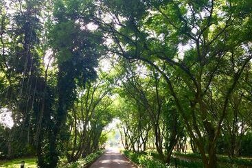 Wanathara Resort