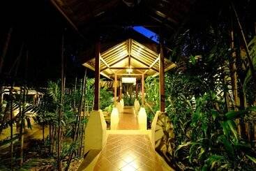 Wanathara Resort
