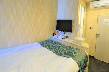 בית מלון כפרי Nishifunabashi Ekimae