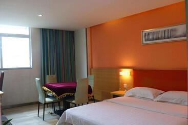 هتل 7days Inn Yongzhou Lengshuitan Shun De Mol Of Bbk Plaza